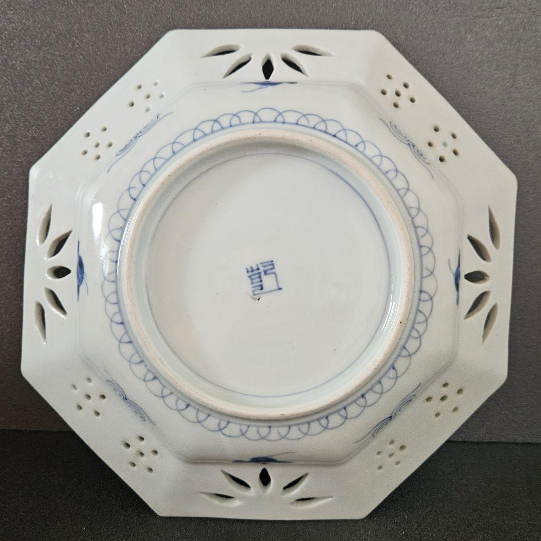 名品❗】 江戸後期　古伊万里 染付 透造　笹に六曜紋　松竹梅　25.3cm八角鉢