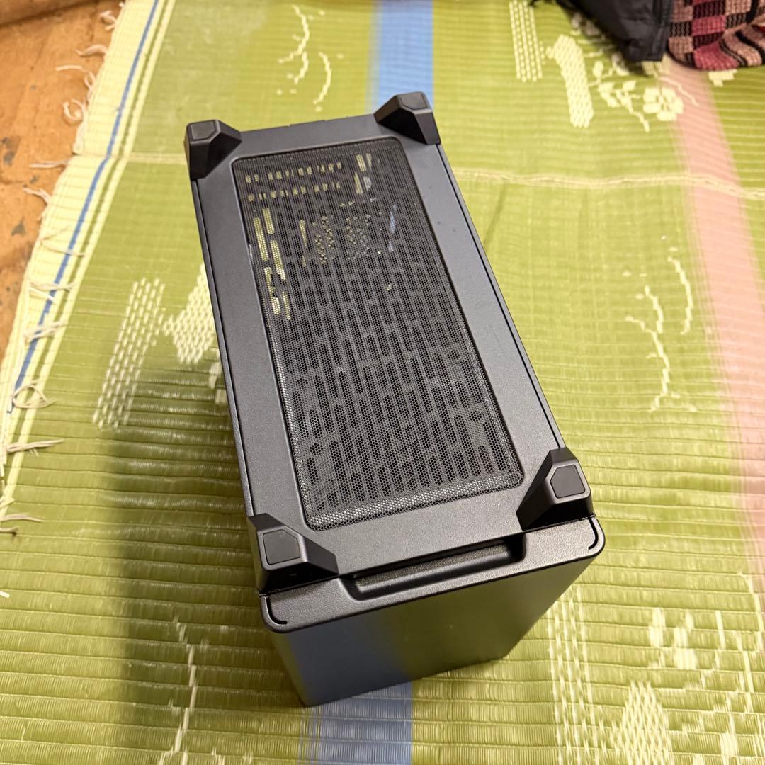 Cooler Master Masterbox NR200 mini-ITX用