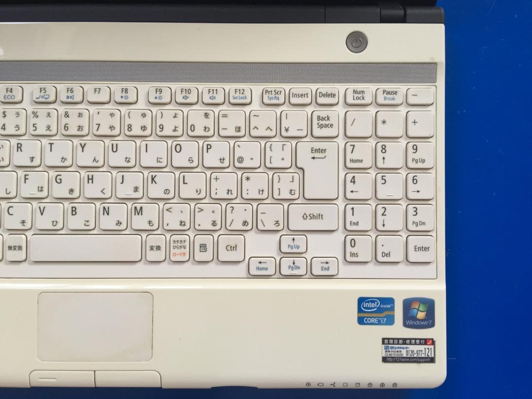 NEC PC-LM750HS6W 13.3型液晶 コンパクト テンキ付きノート