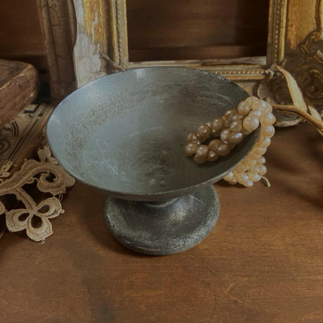 お取り置きフランスアンティークカップ　ゴブレット小物入れに　シャビーシック特割