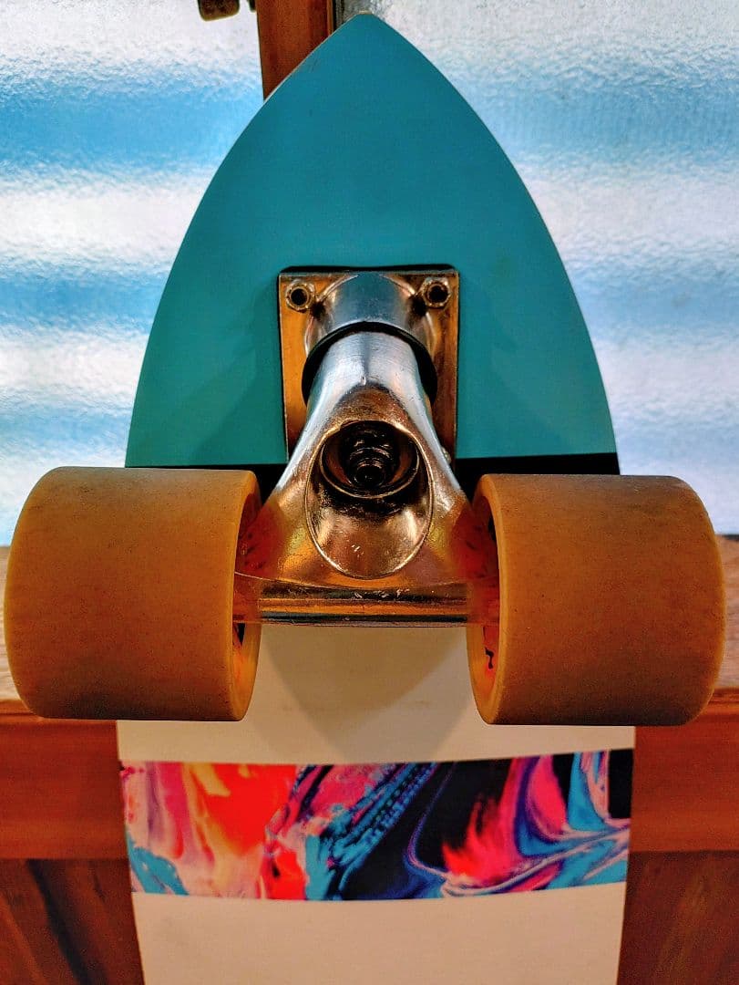 サーフスケート　サーフクルーザー　セクター9 carver yow