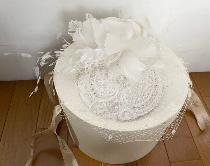 ca4la bridalカシラブライダル❤︎トーク帽 ベール羽根付き