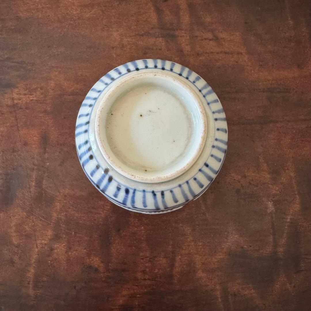 【蔵出し】古伊万里　染付　蛸　唐草　覗き　小猪口　江戸　向付　猪口　渦福　角福