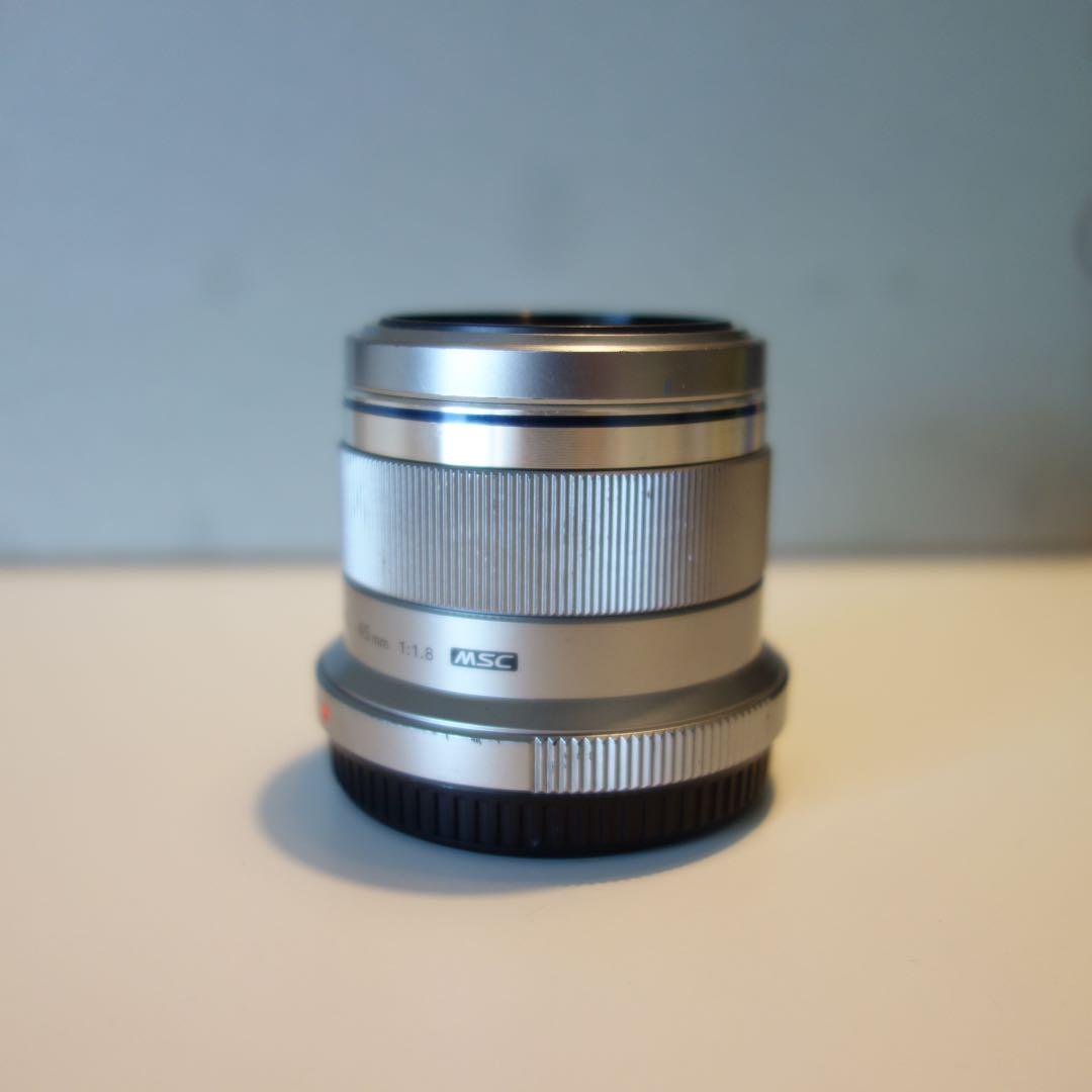 【美品箱付】 M.ZUIKO DIGITAL 45mm F1.8