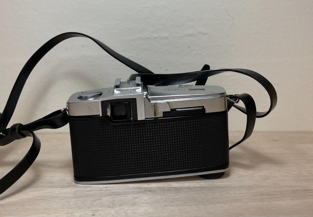 OLYMPUS PEN-F 1:1.8 f=38ｍｍ オリンパス フィルムカメラ