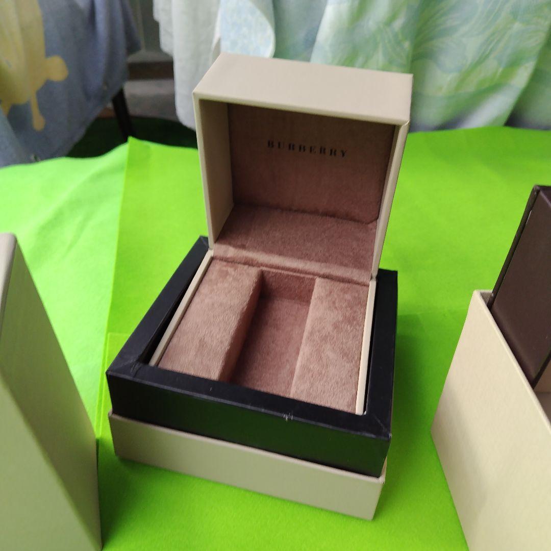 BURBERRY 腕時計 シルバー ゴールド 付属品あり