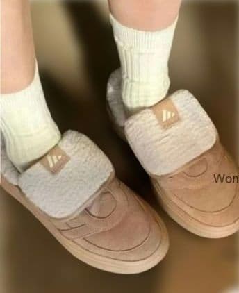 大人気★adidas★アディダス★24.5㎝★ボア付き★サンダル★ブラウン