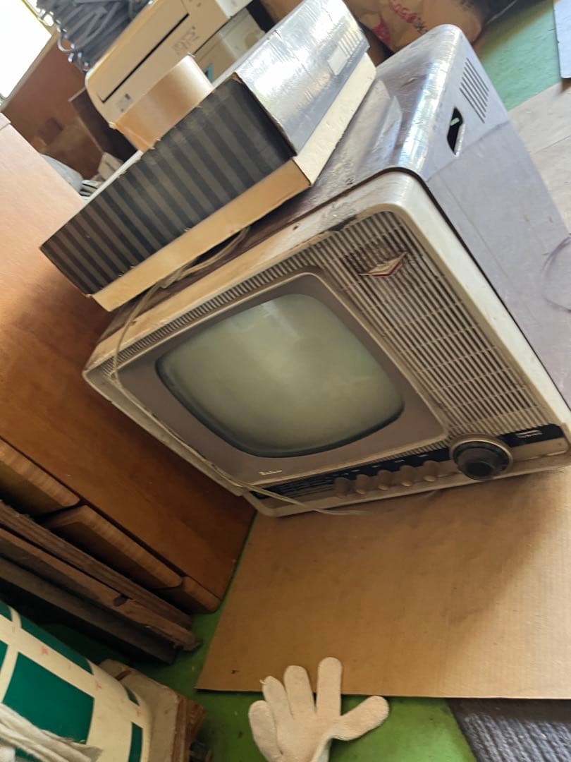 テレビ　　昔のテレビ
