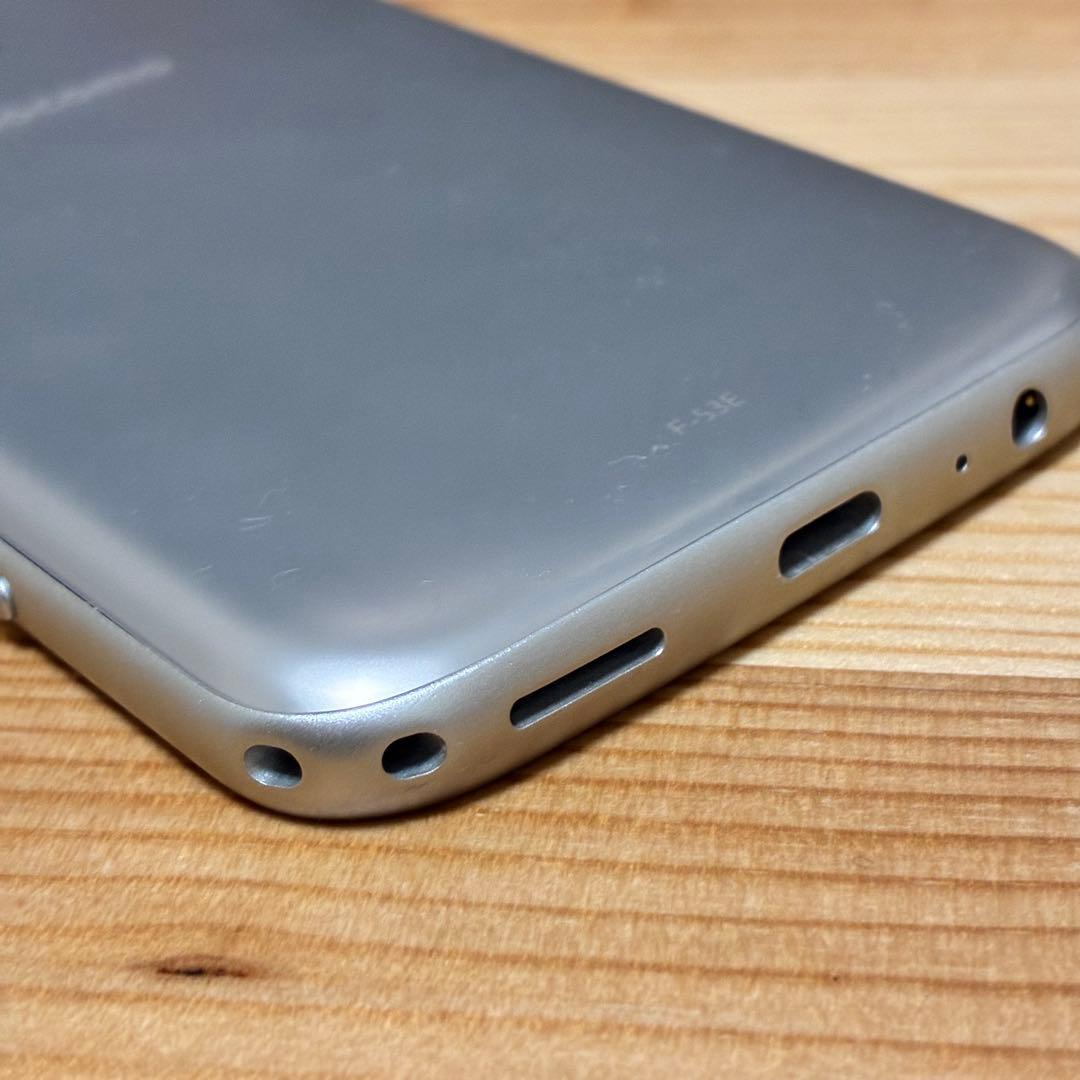 NTT docomo らくらくスマートフォン F-53E 24900