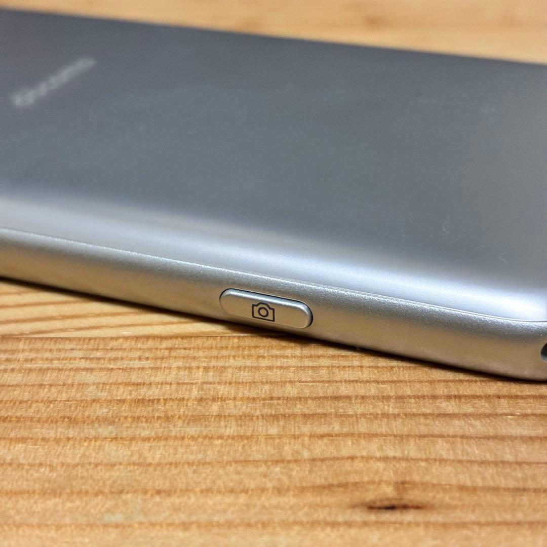 NTT docomo らくらくスマートフォン F-53E 24900