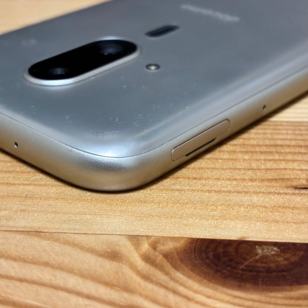 NTT docomo らくらくスマートフォン F-53E 24900