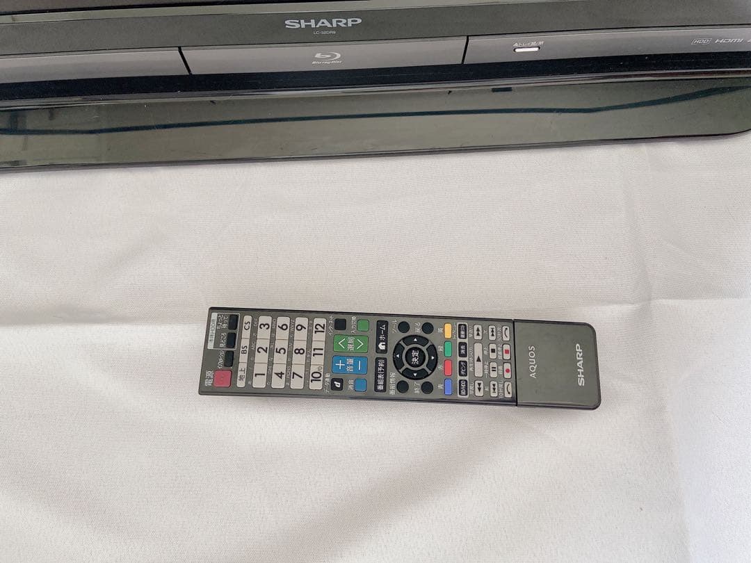 ほぼ未使用＊送料込み　シャープAQUOS LC-32DR9