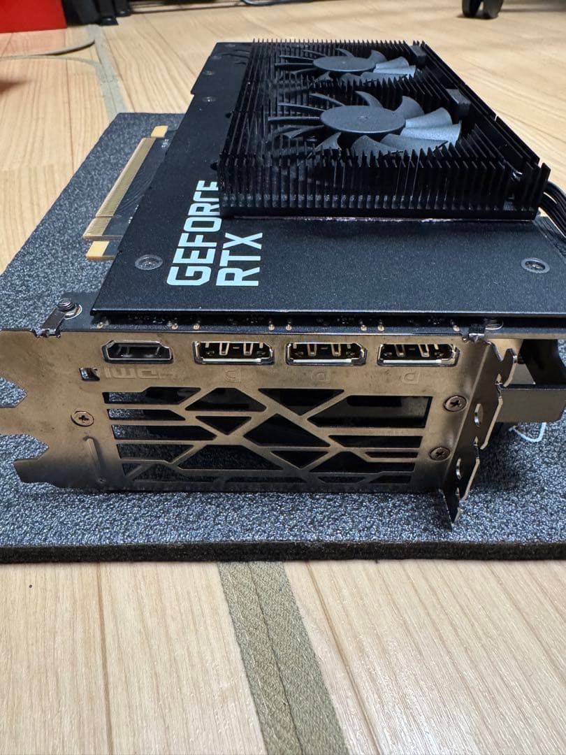 MSI GeForce RTX 3090 Ti 冷却ファン追加搭載