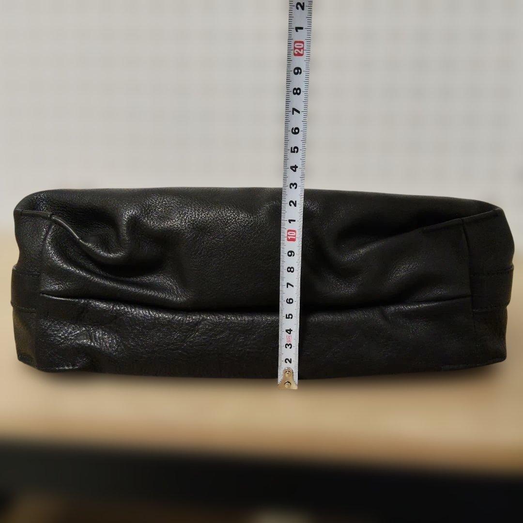 週末お値下げ★イルビゾンテ　黒のレザーショルダーバッグ