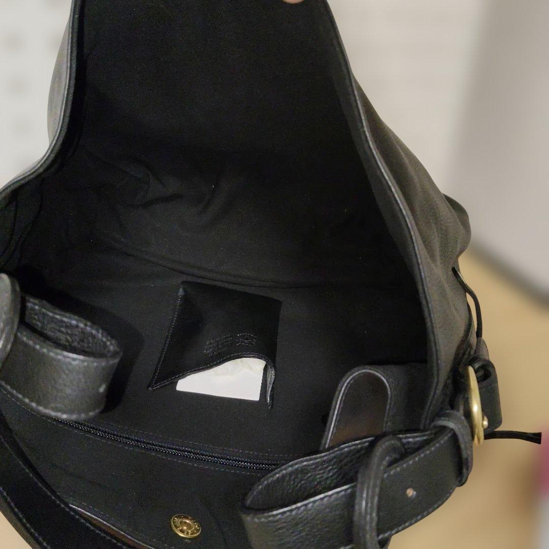 週末お値下げ★イルビゾンテ　黒のレザーショルダーバッグ