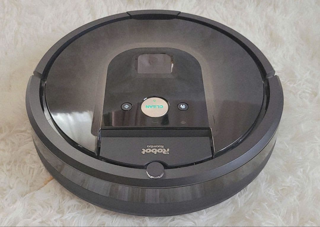iRobot Roomba 980ロボット掃除機 本体と付属品 総稼働は12時間