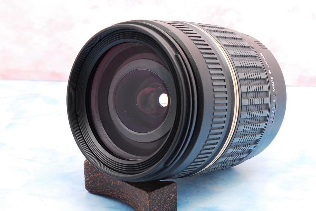 Canon Kiss X7i★一眼レフカメラ★バッグ付★便利な高倍率レンズ付