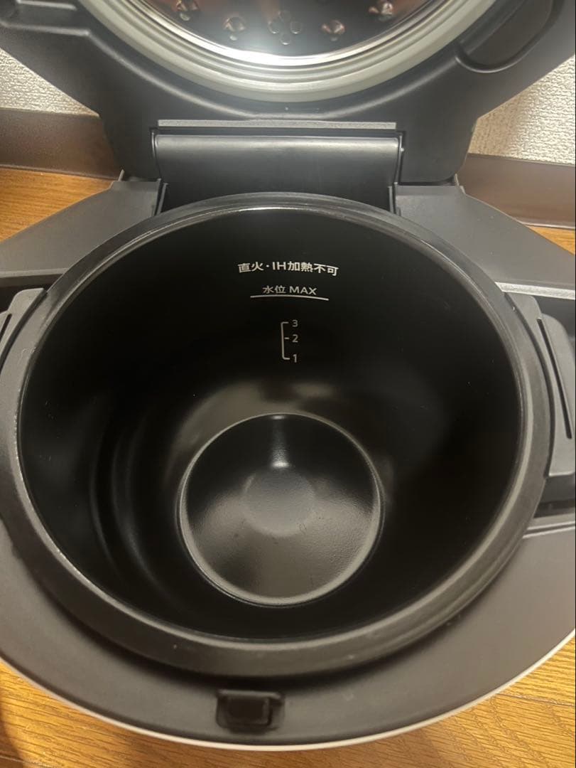 SHARP シャープ　ヘルシオホットクック　KN-HW16G 2023年製