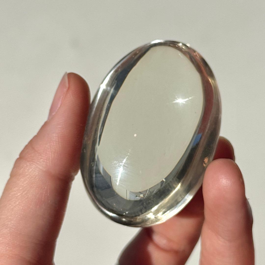 美品薄い茶色　スモーキークォーツ握り石　約78g NO.565