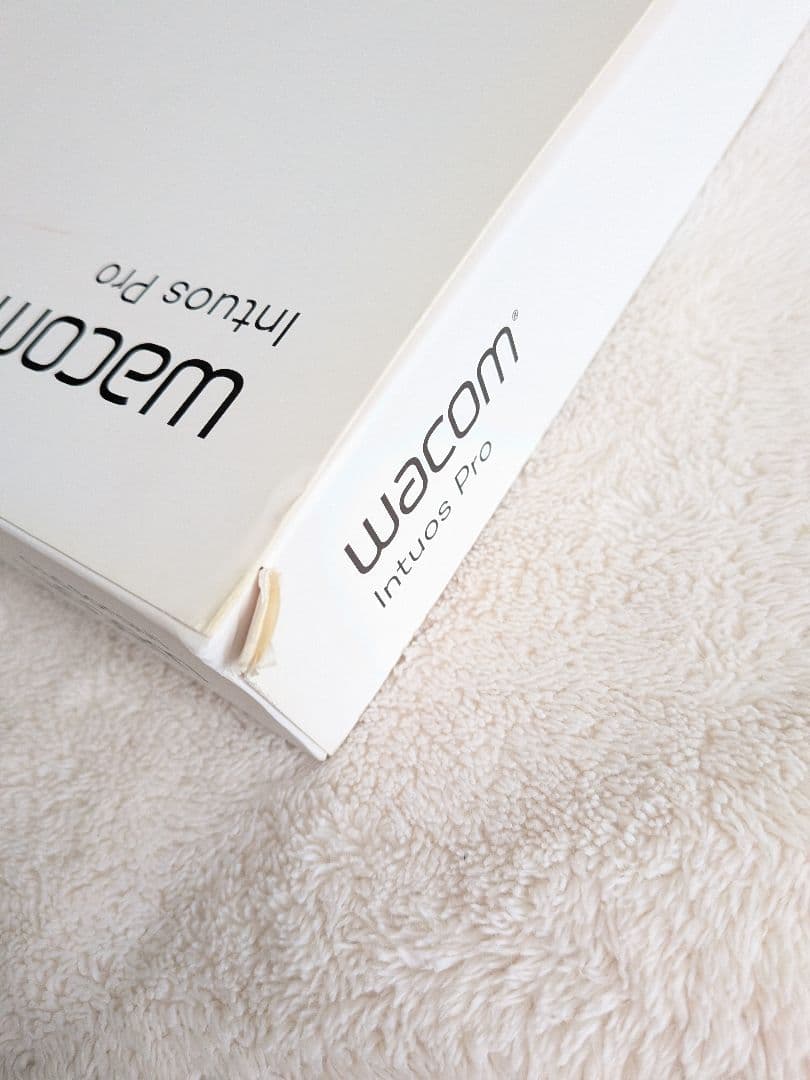 Wacom Intuos Pro Medium Mサイズ PTH-660/K0