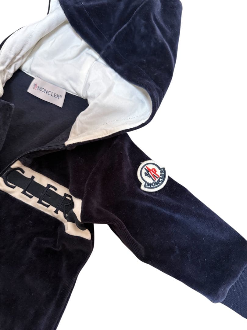 MONCLER ネイビー ベルベットロンパース