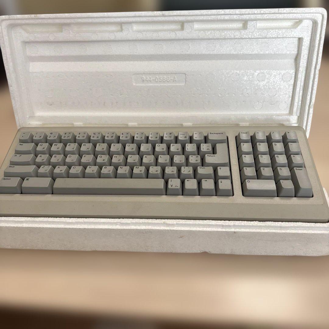 Macintosh Plusメカニカルキーボード テンキー付き