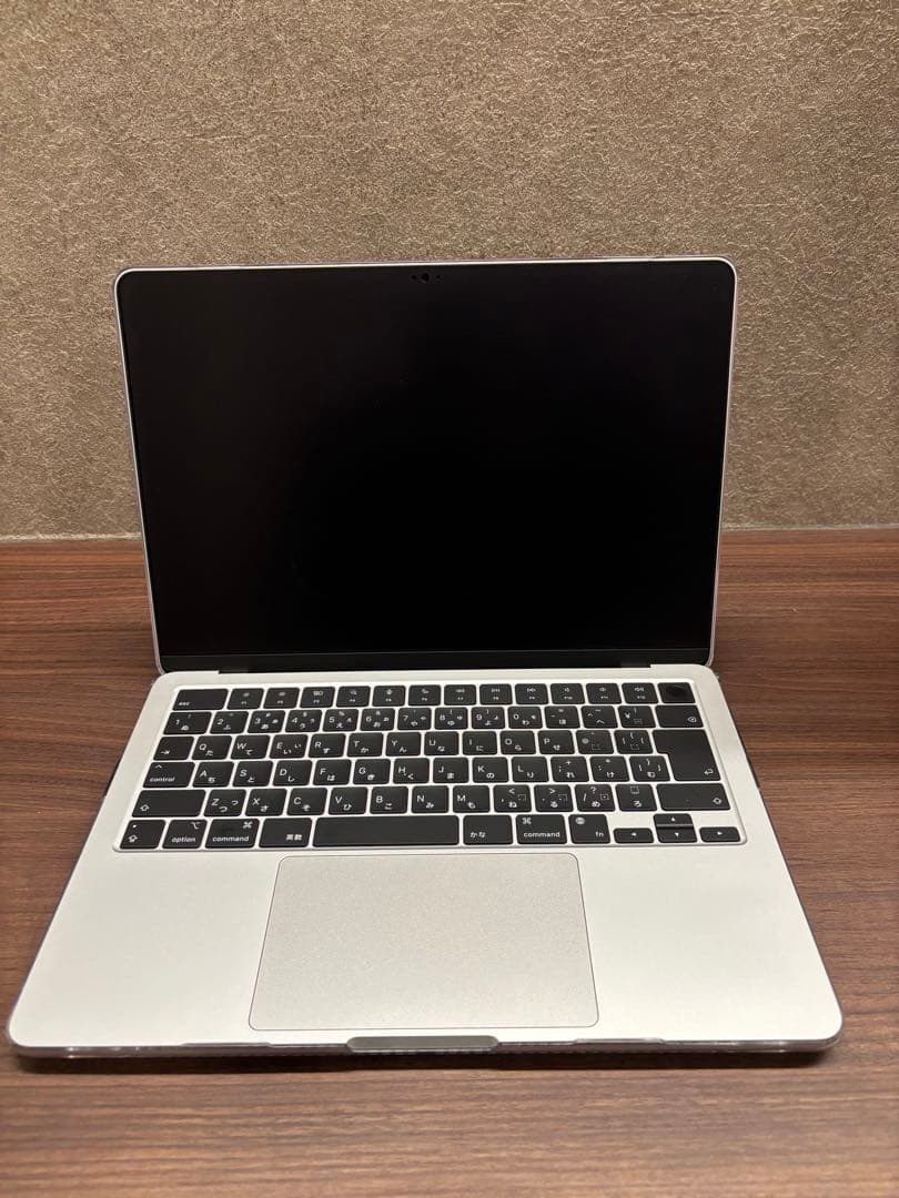 13.6インチMacBook Air M2 8コアCPU8コアGPU 256GB