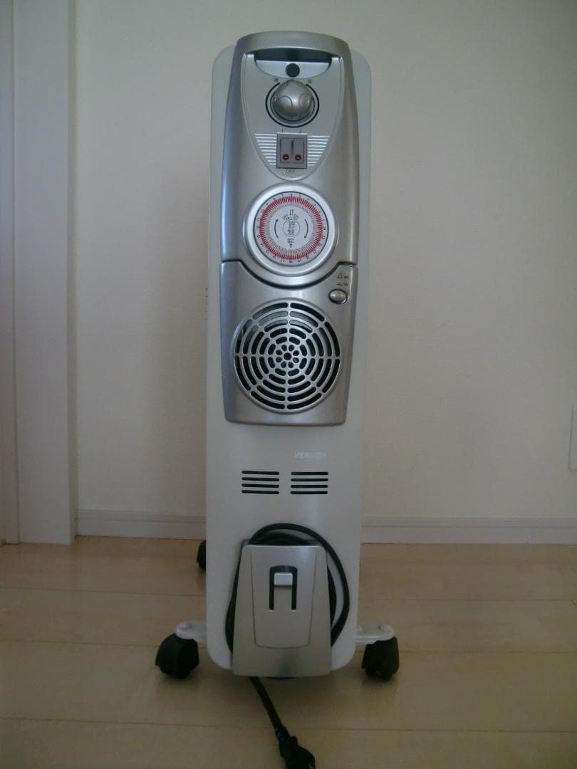 ベルソス　温風ファン付きオイルヒーター