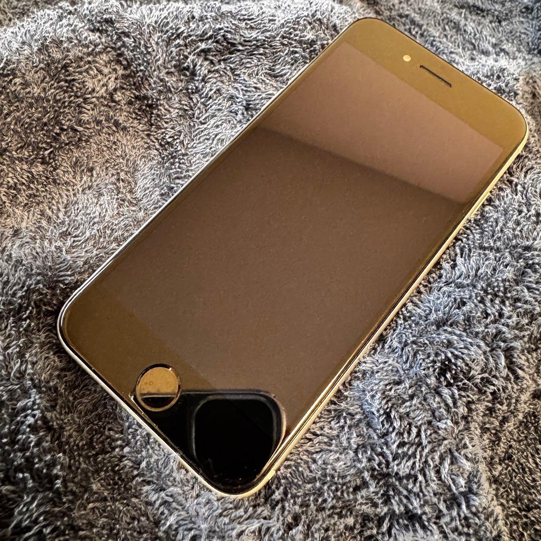 【極美品】iPhone SE 第3世代 SIMフリー 256GB スターライト