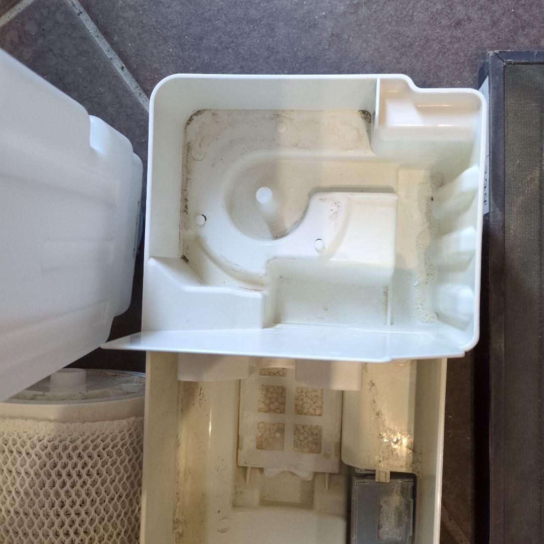 Panasonic　ジアイーノ 空気清浄機　次亜塩素酸 空間除菌脱臭機