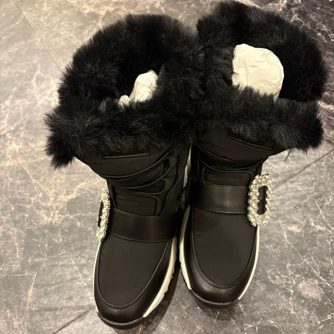 ⭐︎ 新品未使用 ⭐︎ ＋diana クリスタルバックル スノーブーツ Sサイズ