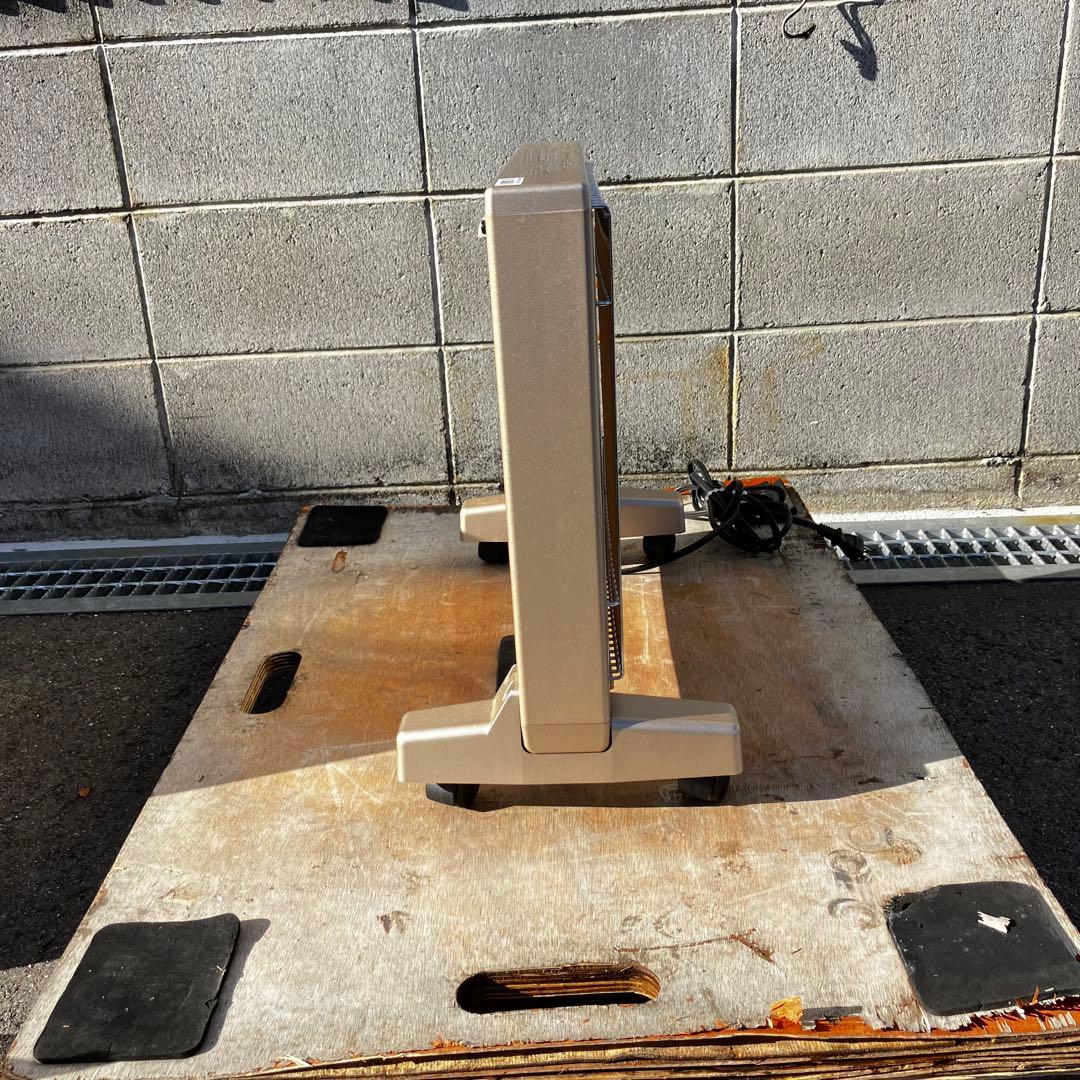 サンルミエ Cute 遠赤外線暖房器