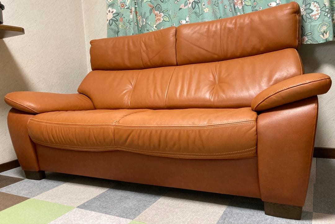 カリモク　ブラウンレザー 2人掛けソファ