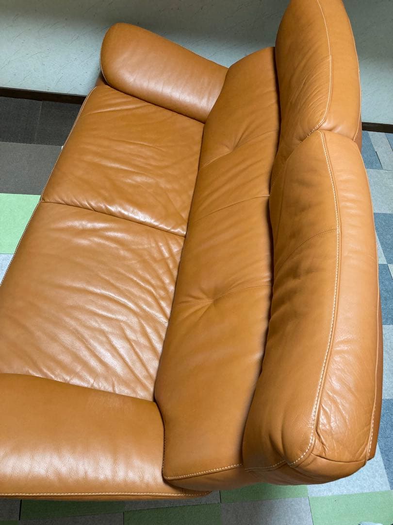 カリモク　ブラウンレザー 2人掛けソファ