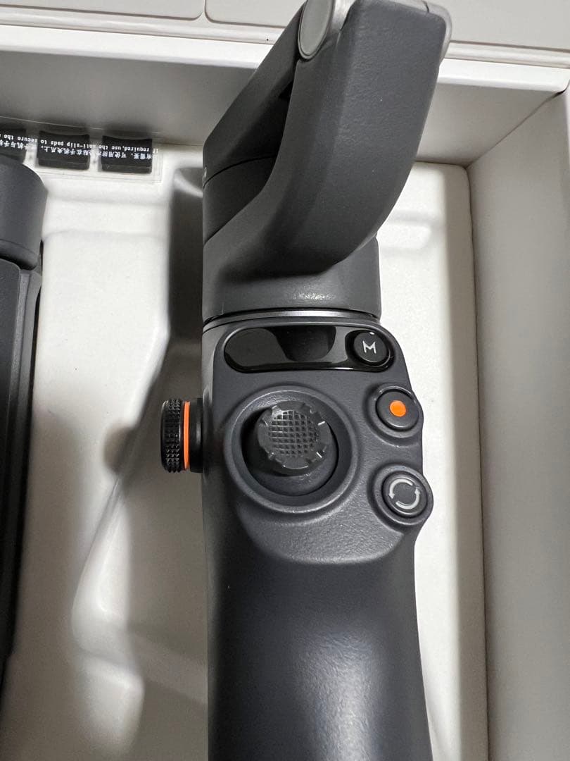 DJI Osmo Mobile 6 専用ケース付き