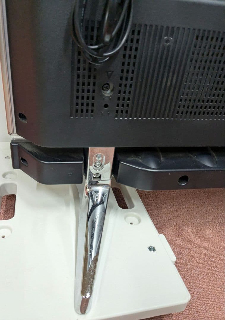 シャープ 60V型 4K 液晶テレビ 3D対応 AQUOS 4K リモコンつき