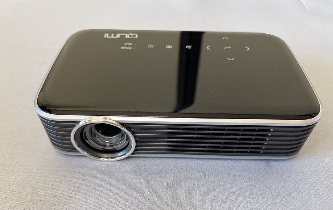 Vivitek LEDモバイルプロジェクター QUMI Q8-BK