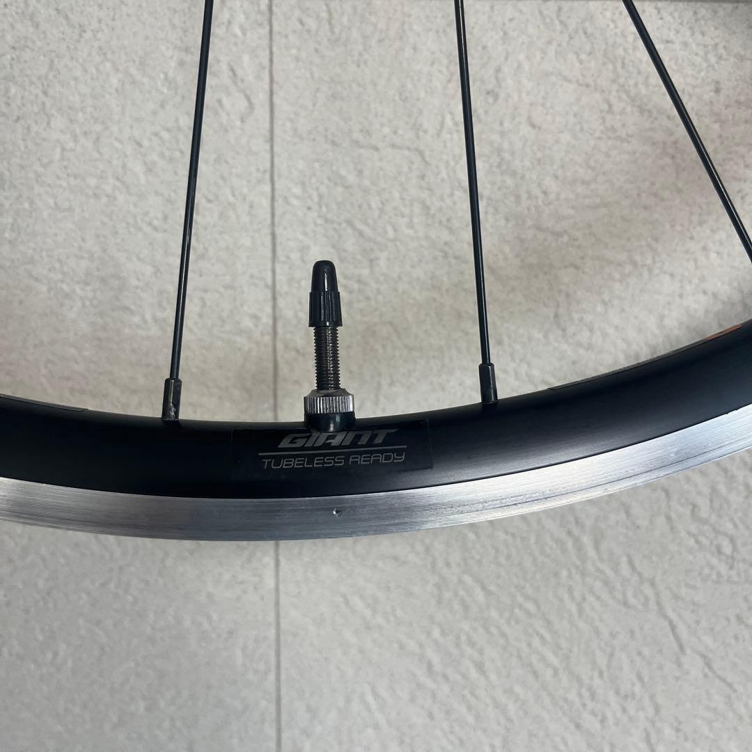 GIANT （ジャイアント）PR2 チューブレスレディ　前後セット