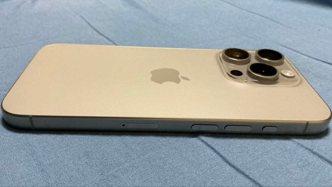 【美品】Apple iPhone 15 Pro 本体 256GB