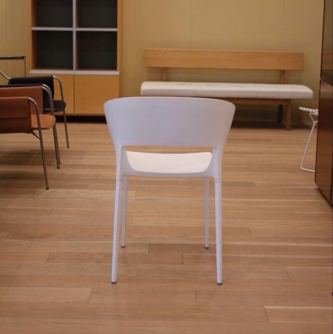 カッシーナイクスシー　KOKI707　チェア　椅子