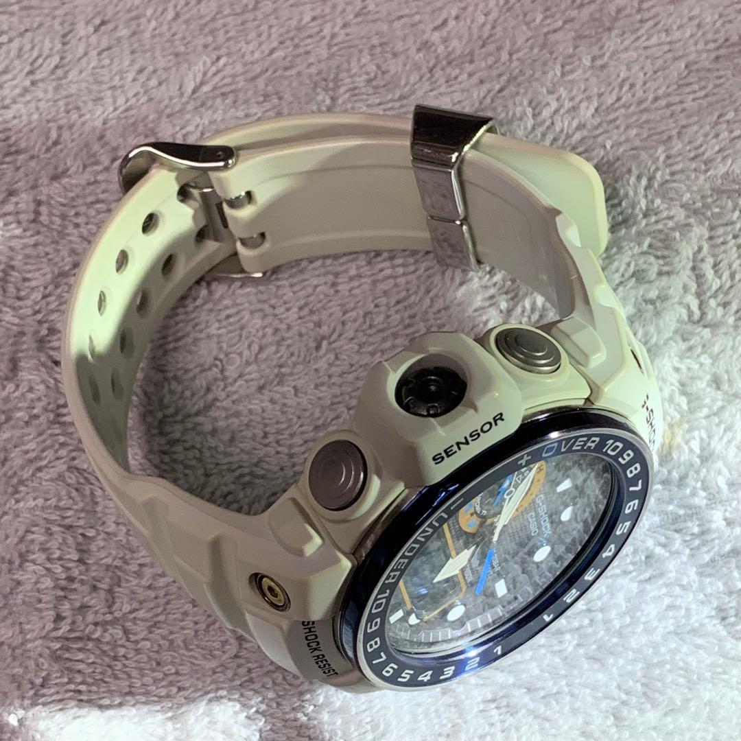 時計 G-SHOCK Gulfmaster GWN 1000 WHITE/GOLD
