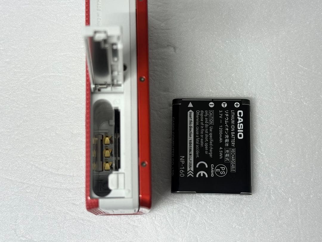 CASIO EX-ZR62 レッド 動作確認済 コンデジ 自撮り　wifi転送可