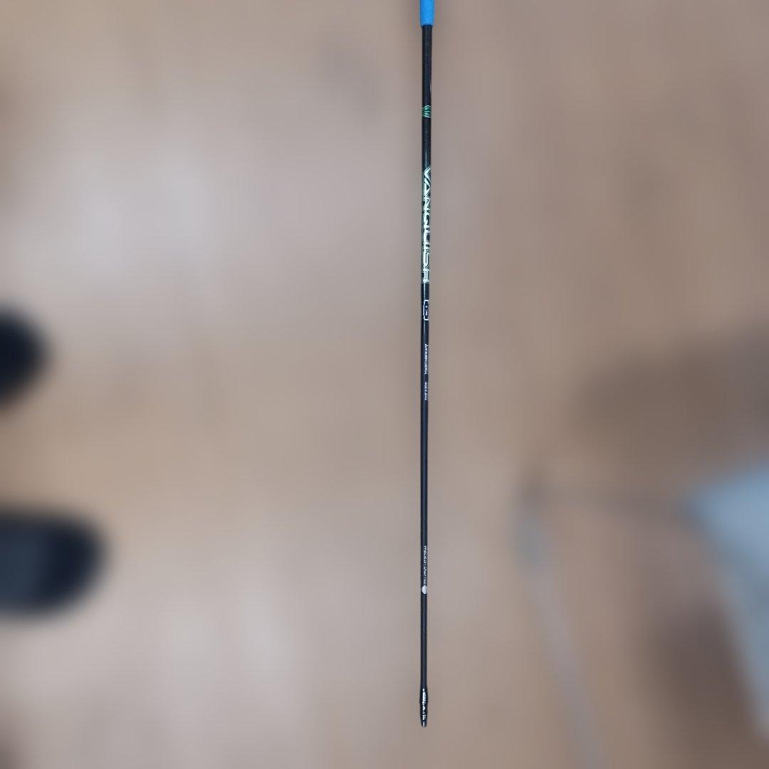 テーラーメイド用　シャフト　VANQUISH　VV　３　R2