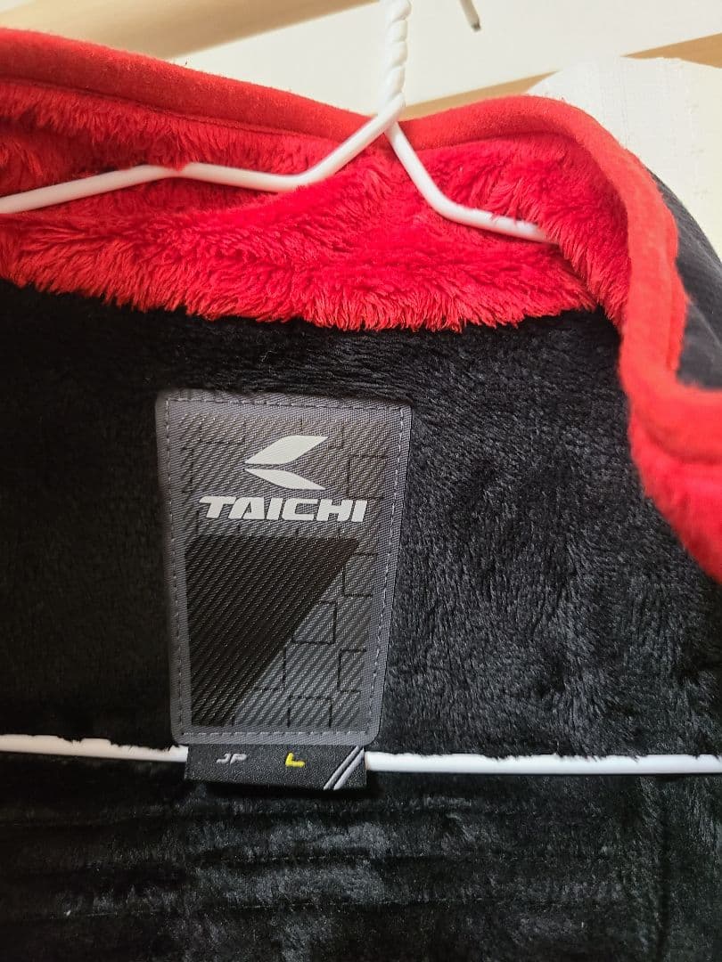 TAICHI E-HEATジャケット 黒/赤
