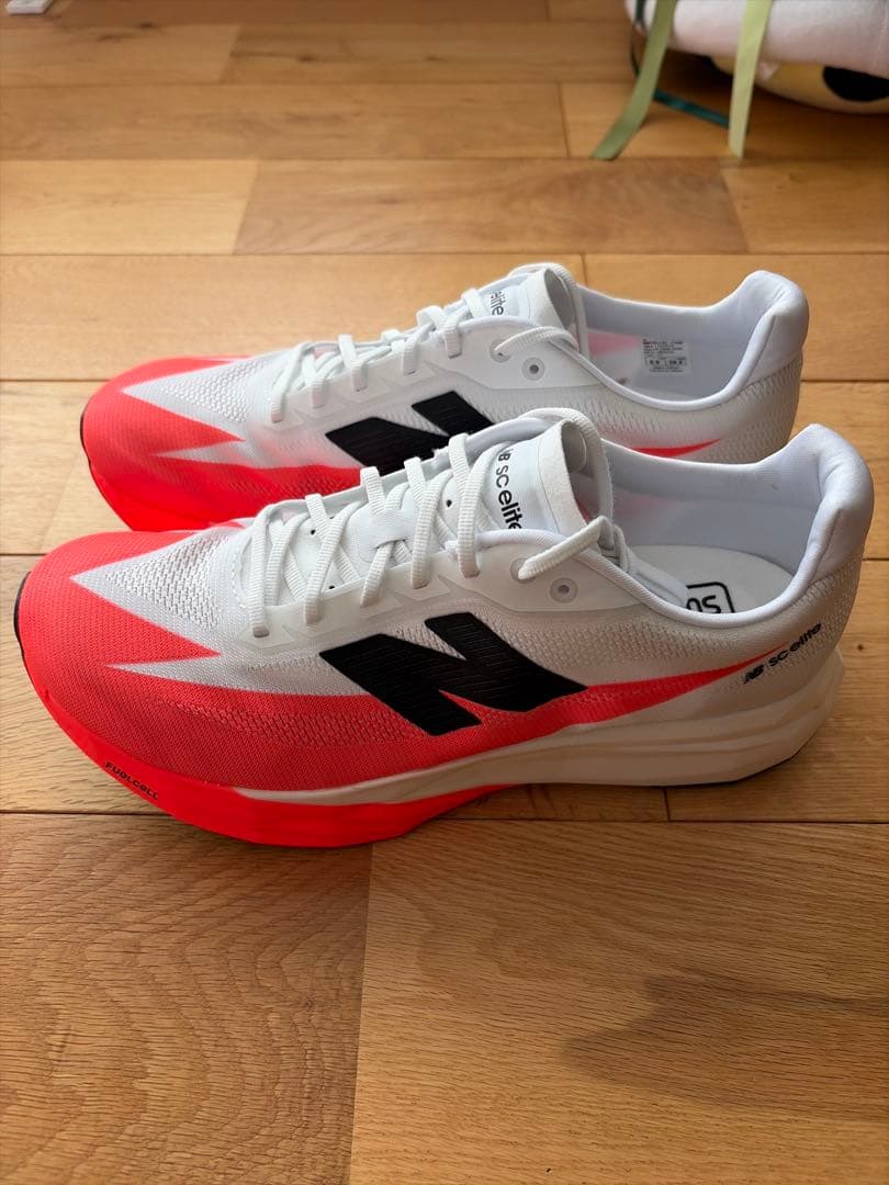 New Balance フューエルセルスーパーコンプエリートV5 サイズ26.5