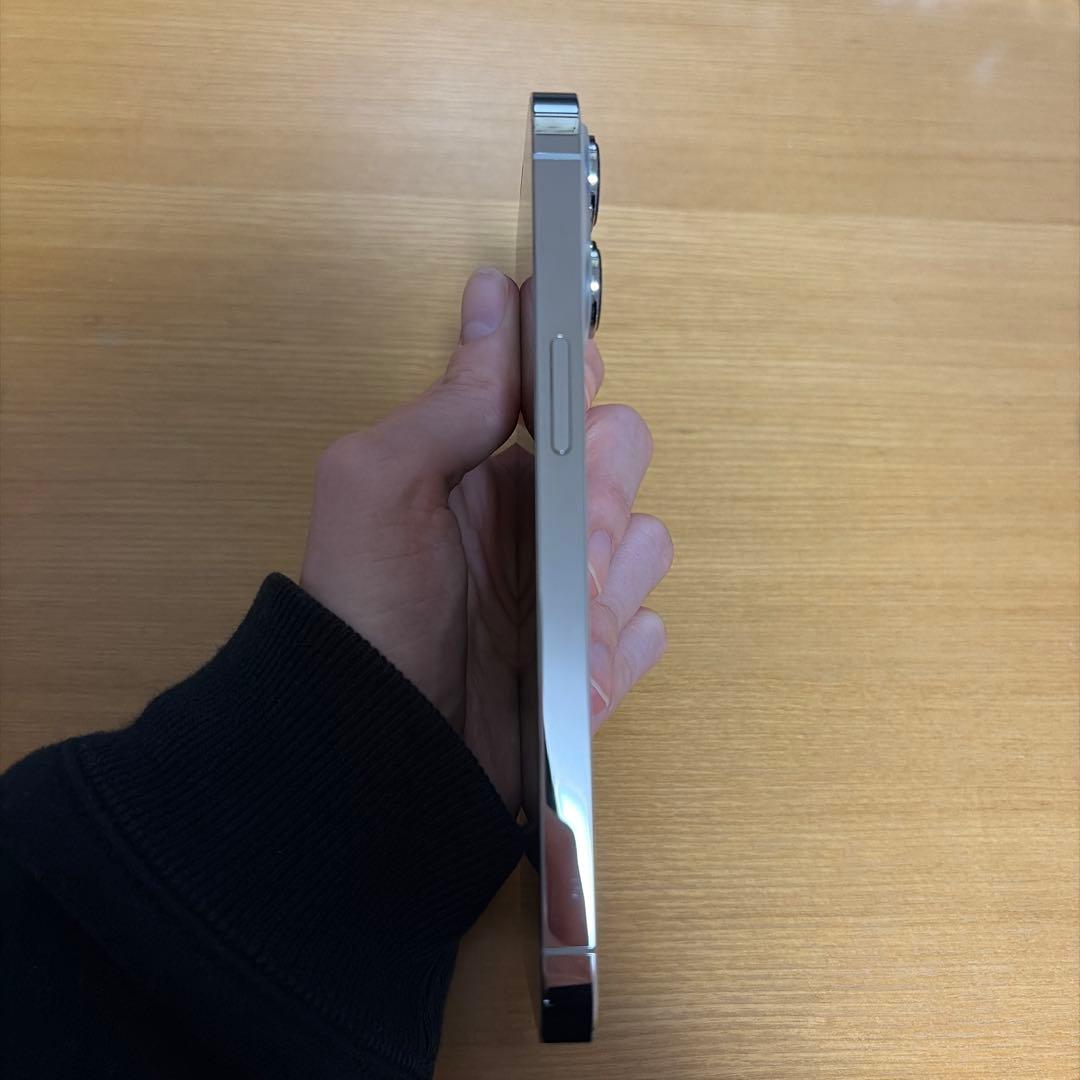 美品 iPhone 13 Pro シルバー 128GB SIMフリー 箱あり