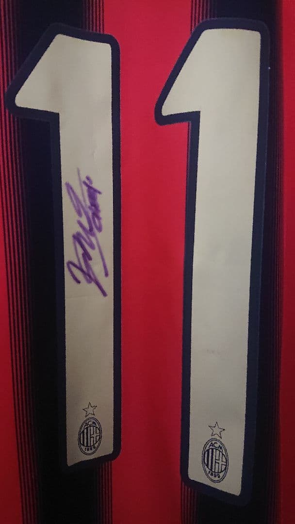 ACミラン クレスポ 直筆サイン入りユニフォーム