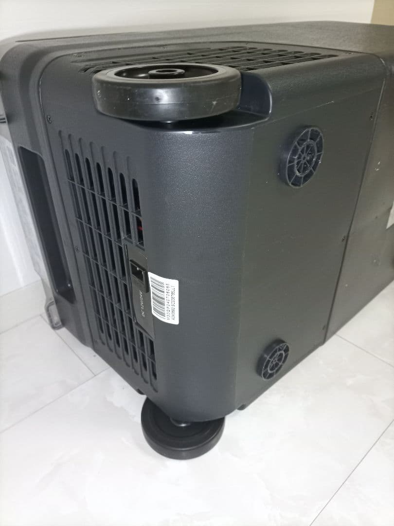 F40 ポータブル冷蔵庫 30L