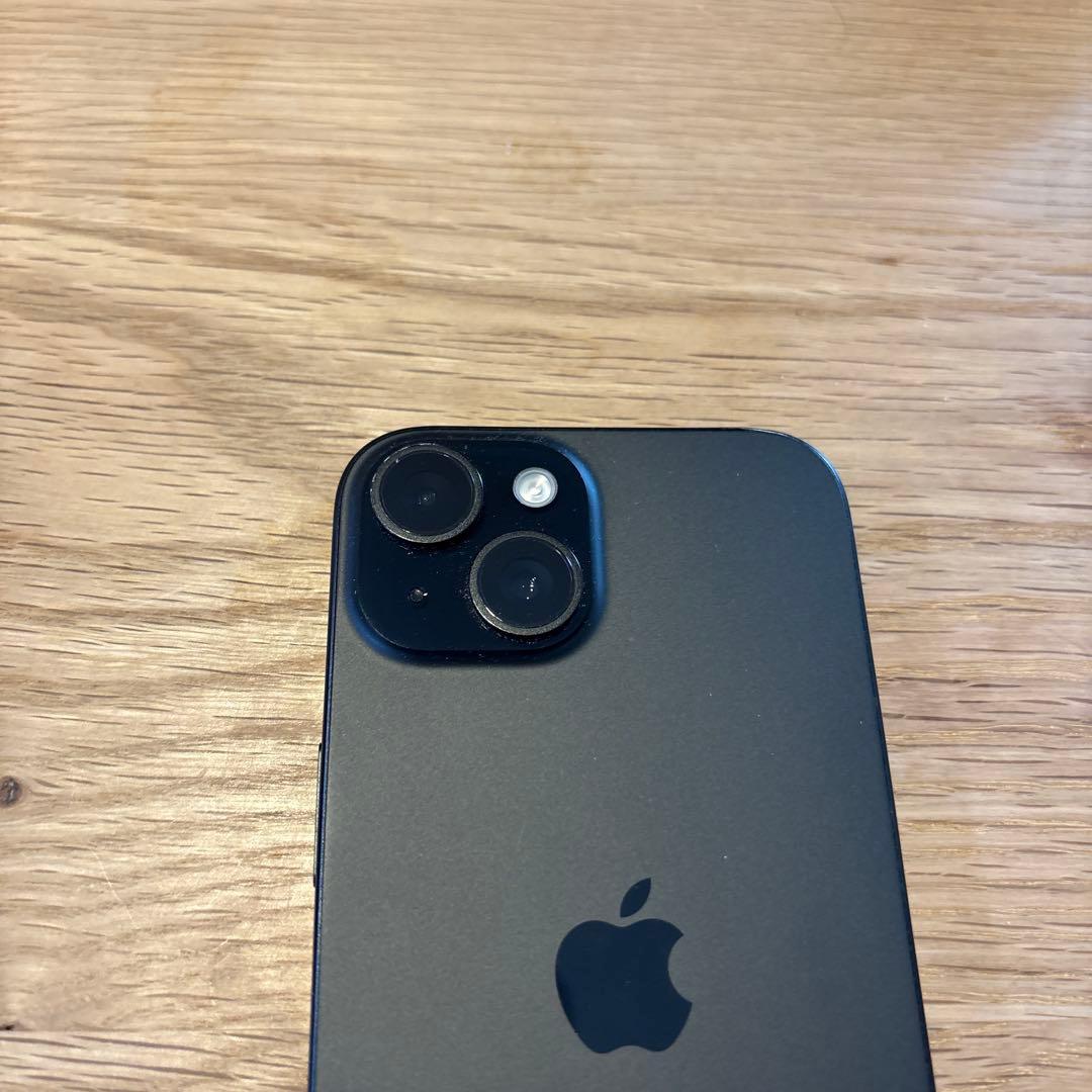 iPhone15 ブラック 本体　256GB 画面割れあり　正常動作品
