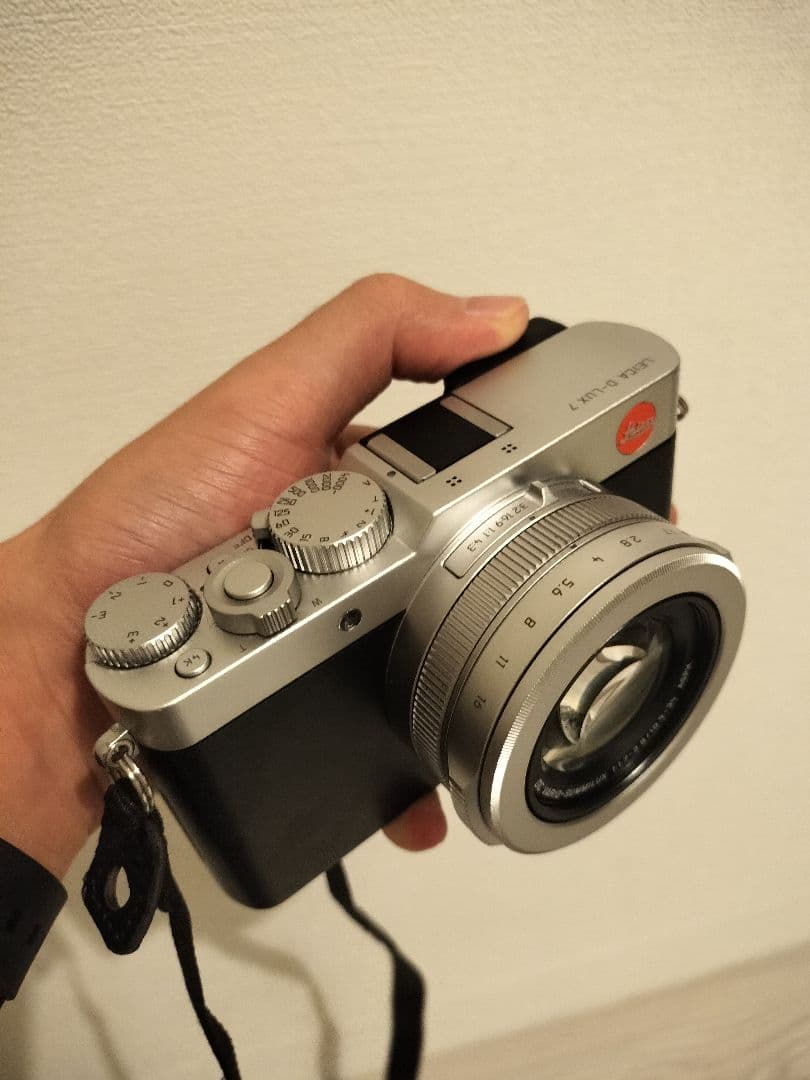 LEICA D-LUX 7 シルバー 本体と付属品